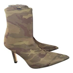 ▶️ Good American ◀️ High Kickstand Bootie Camo Neoprene